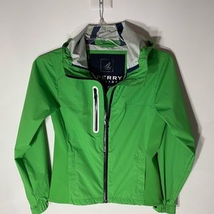 Sperry Top-Sider Lightweight zip up nylon hooded rain/windbreaker jacket